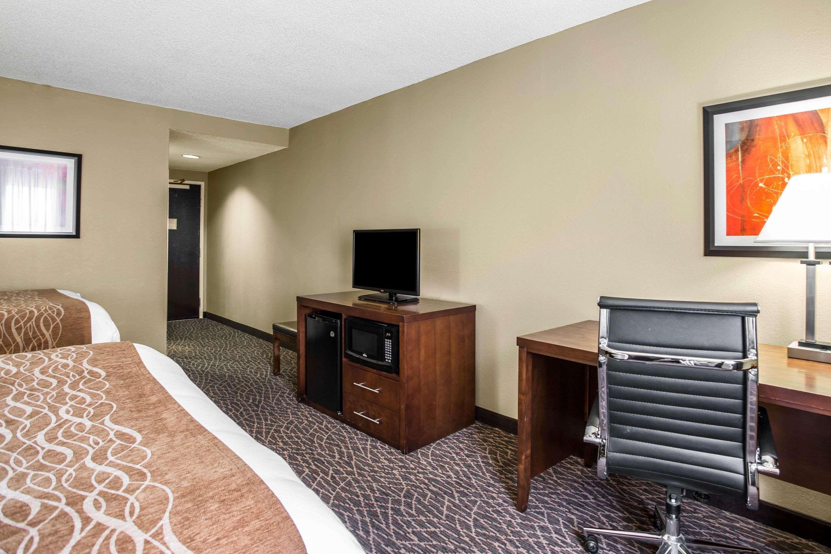 Spark By Hilton 2*